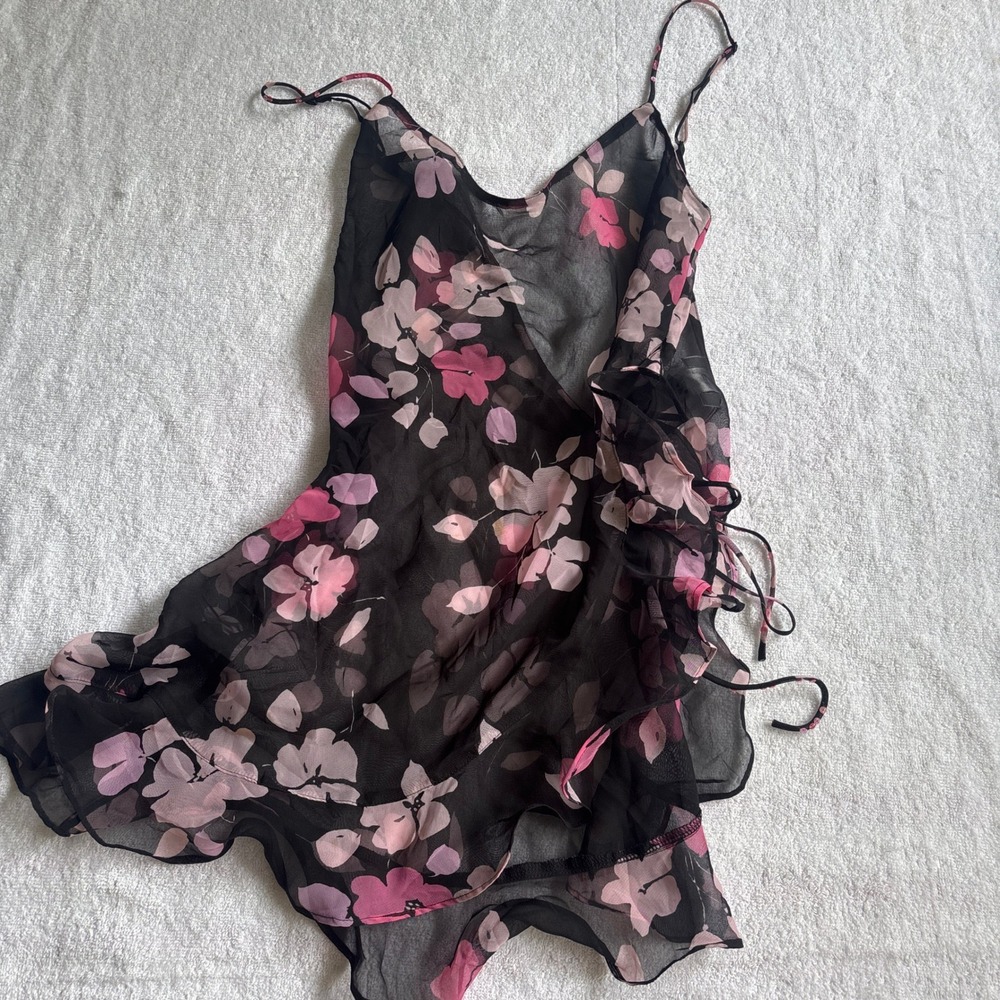 La Senza Lingerie Sheer Floral Mesh Babydoll Top Black Pink Ruffle Side Tie M